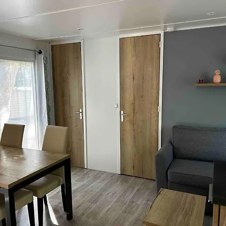 De La Terre Locan * サン・ブルヴァン・レ・パン